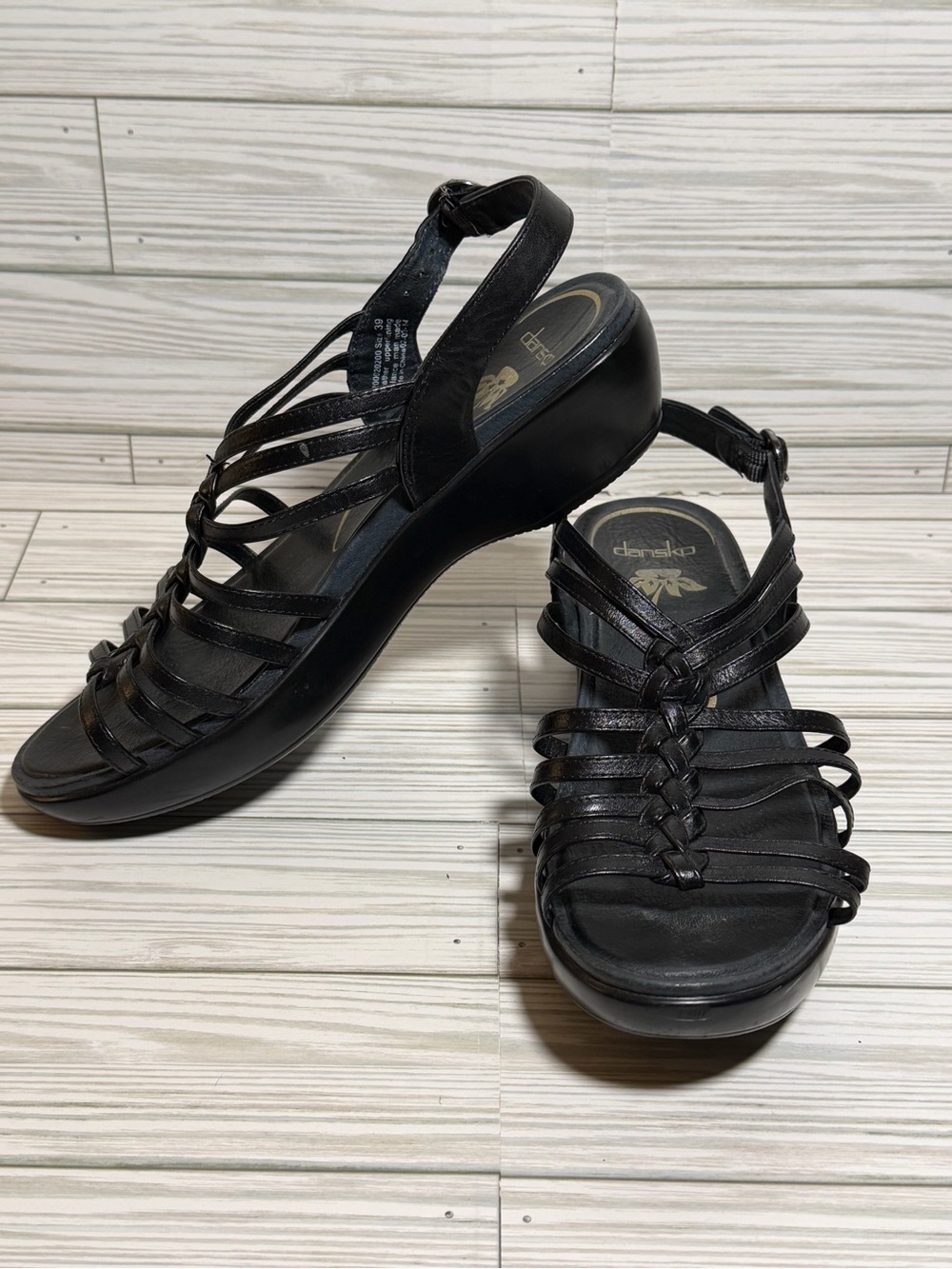 Dansko Dana Black Leather Strappy Wedge Sandals Slingback Comfort Sz 8